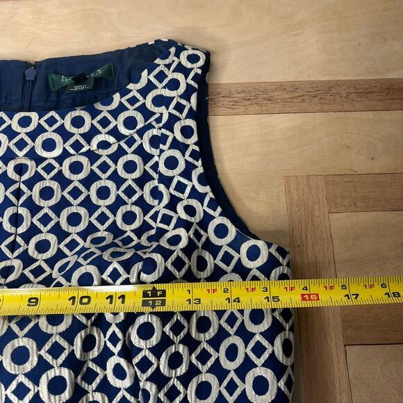 Lauren Ralph Lauren Sz 4 Sleeveless Printed Knee Length Dress Navy Gold Metalic - Picture 11 of 13